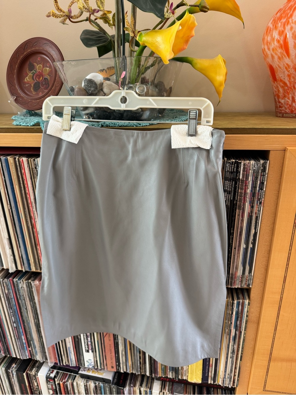 PRICE DROP: NW/OT,RICHARD TYLER, 44, lined blue-gray LAMBSKIN LEATHER slit skirt